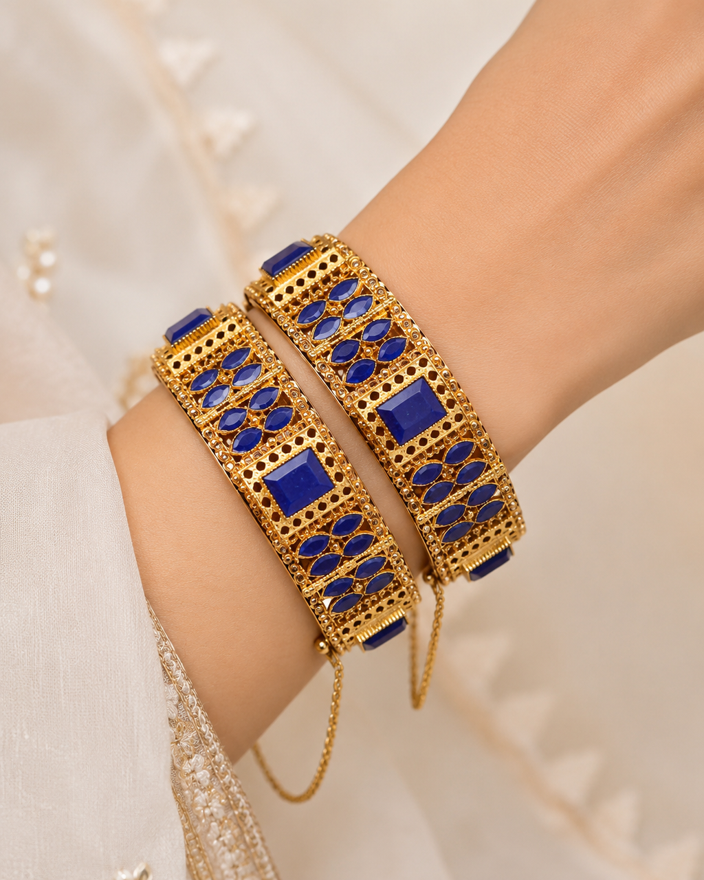 set of 2 openable Royal Blue Stone Gold-Tone Karras