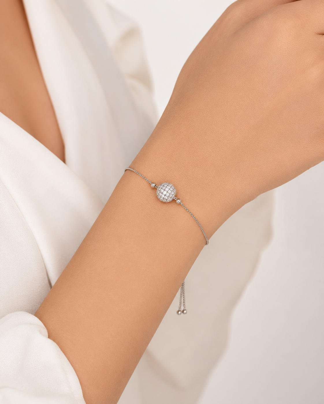 1 Carat Minimal Silver ball Bracelet