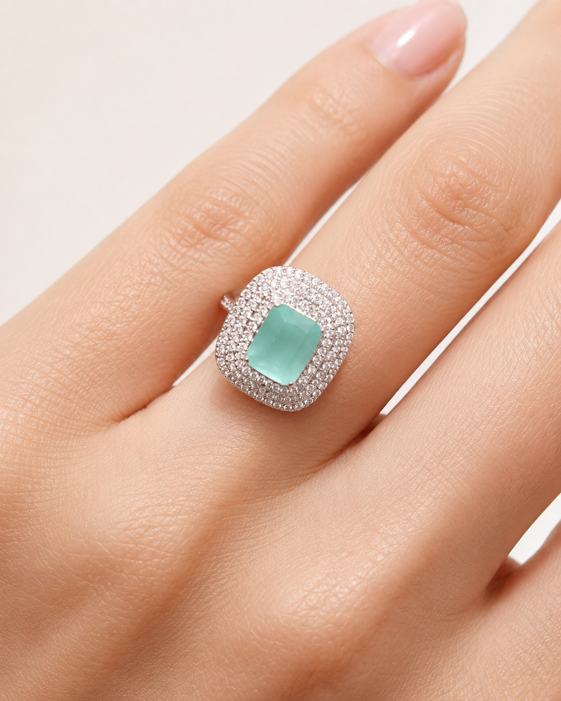 Elegant Cushion-Cut Mint Green Halo Ring – Sterling Silver 1 caret premium ring adjustable ring