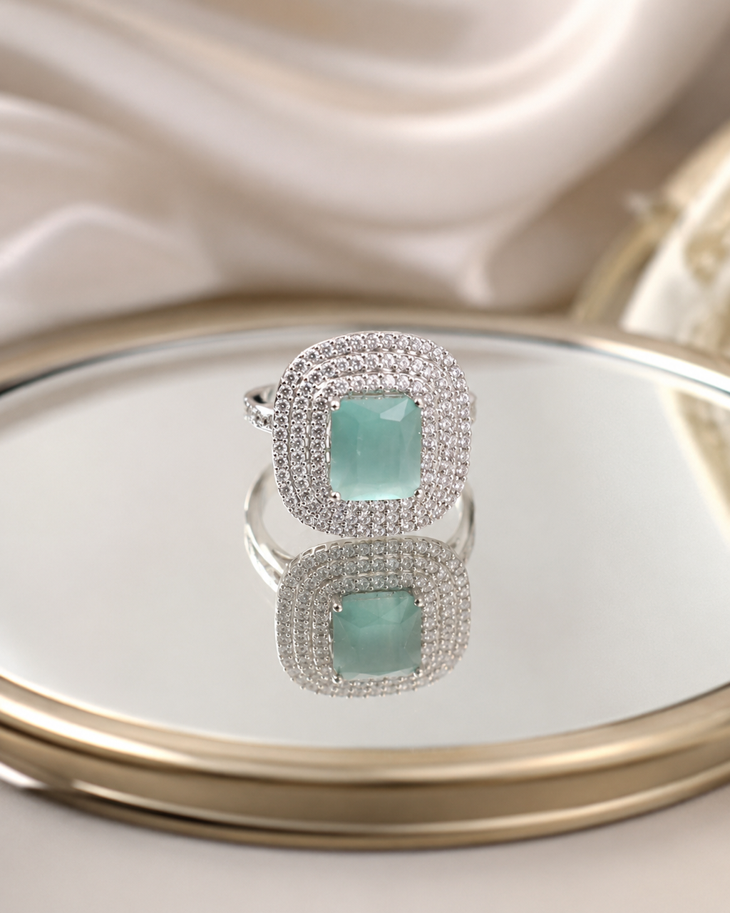 Elegant Cushion-Cut Mint Green Halo Ring – Sterling Silver 1 caret premium ring adjustable ring