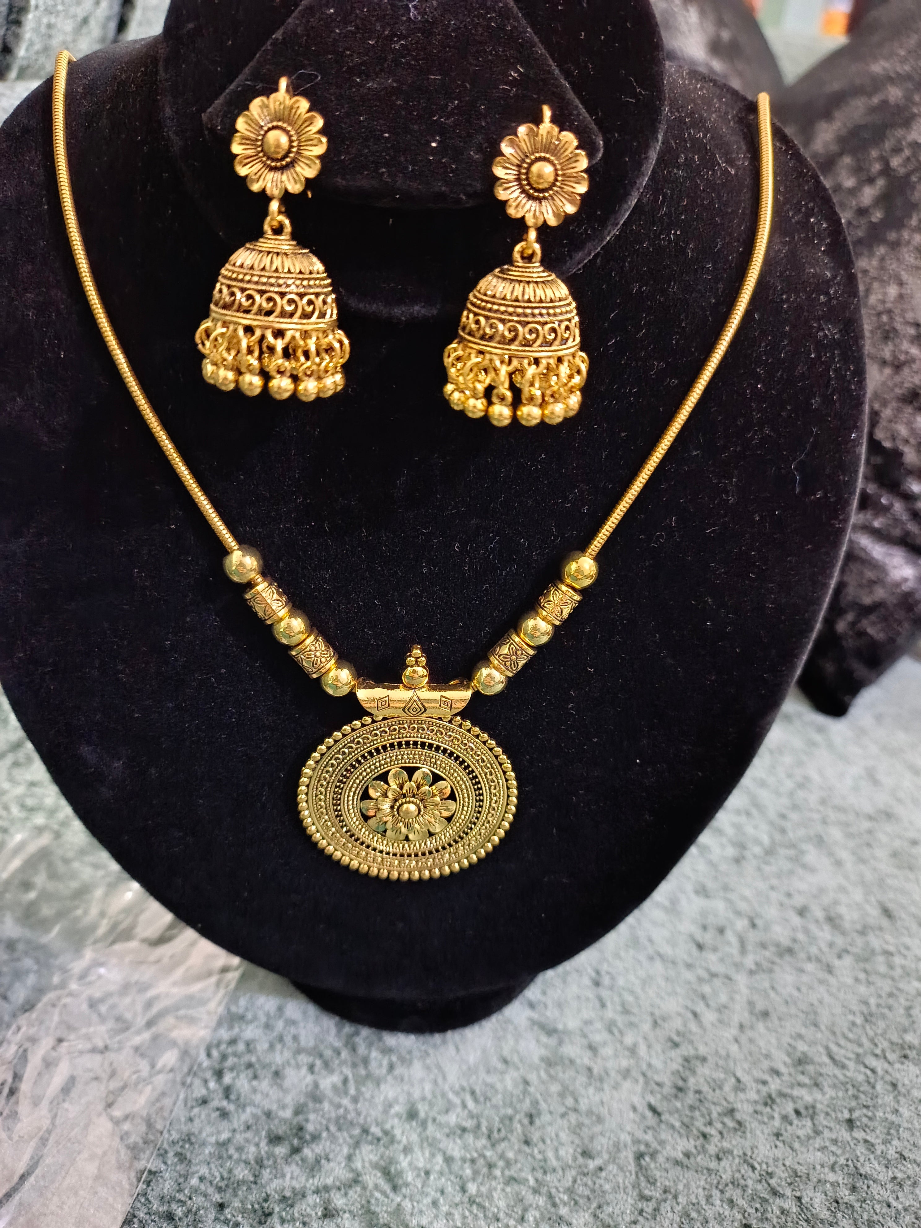 Afghan Chandrika Set