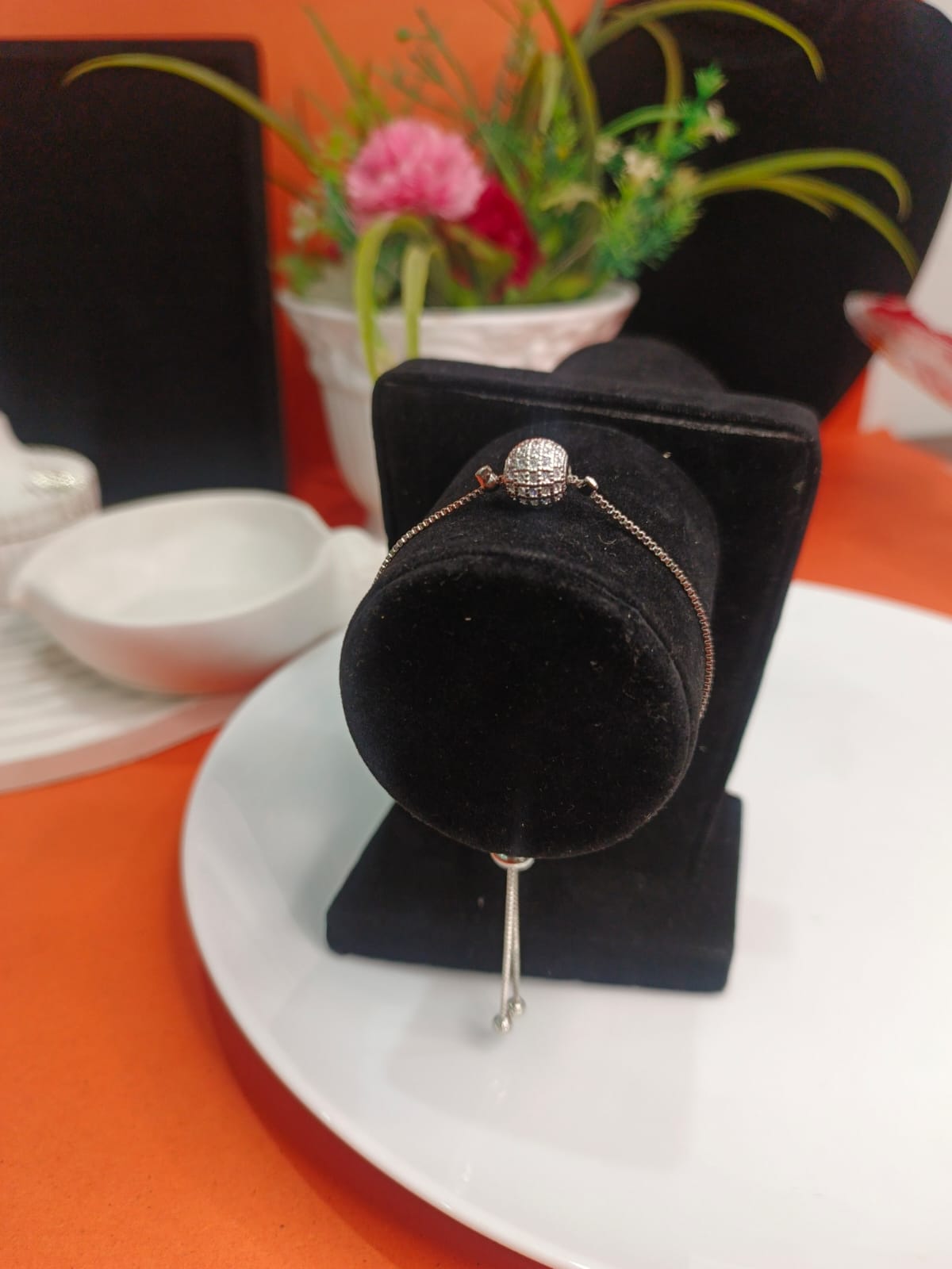 1 Carat Minimal Silver ball Bracelet